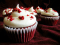 Red Cupcakes ♥ - cupcakes photo