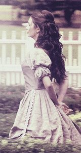  3 Favorit outfits of Katherine Pierce from flashbacks