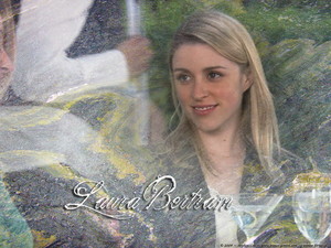  Laura Bertram