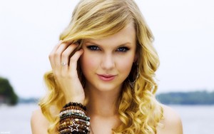 Lovely Taylor ♥