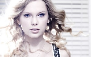 Lovely Taylor ♥