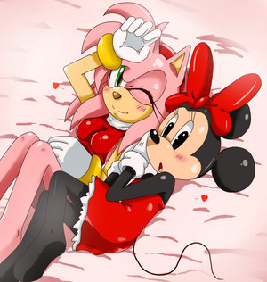  Amy and Minnie