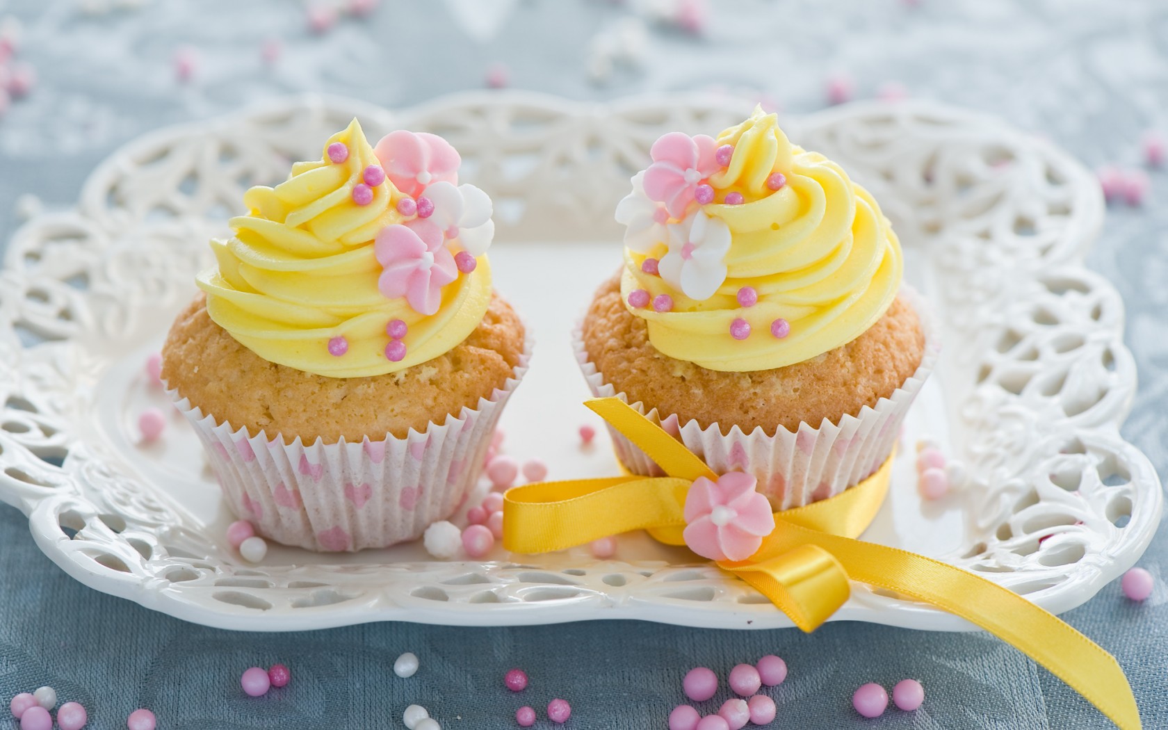 Cupcakes - Food Wallpaper (35554312) - Fanpop