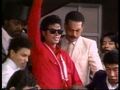Michael Jackson arrives at Japan airport - michael-jackson photo