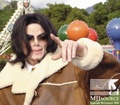 Michael is beautiful - applehead-mj photo