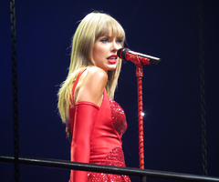  taylor rapide, swift - red