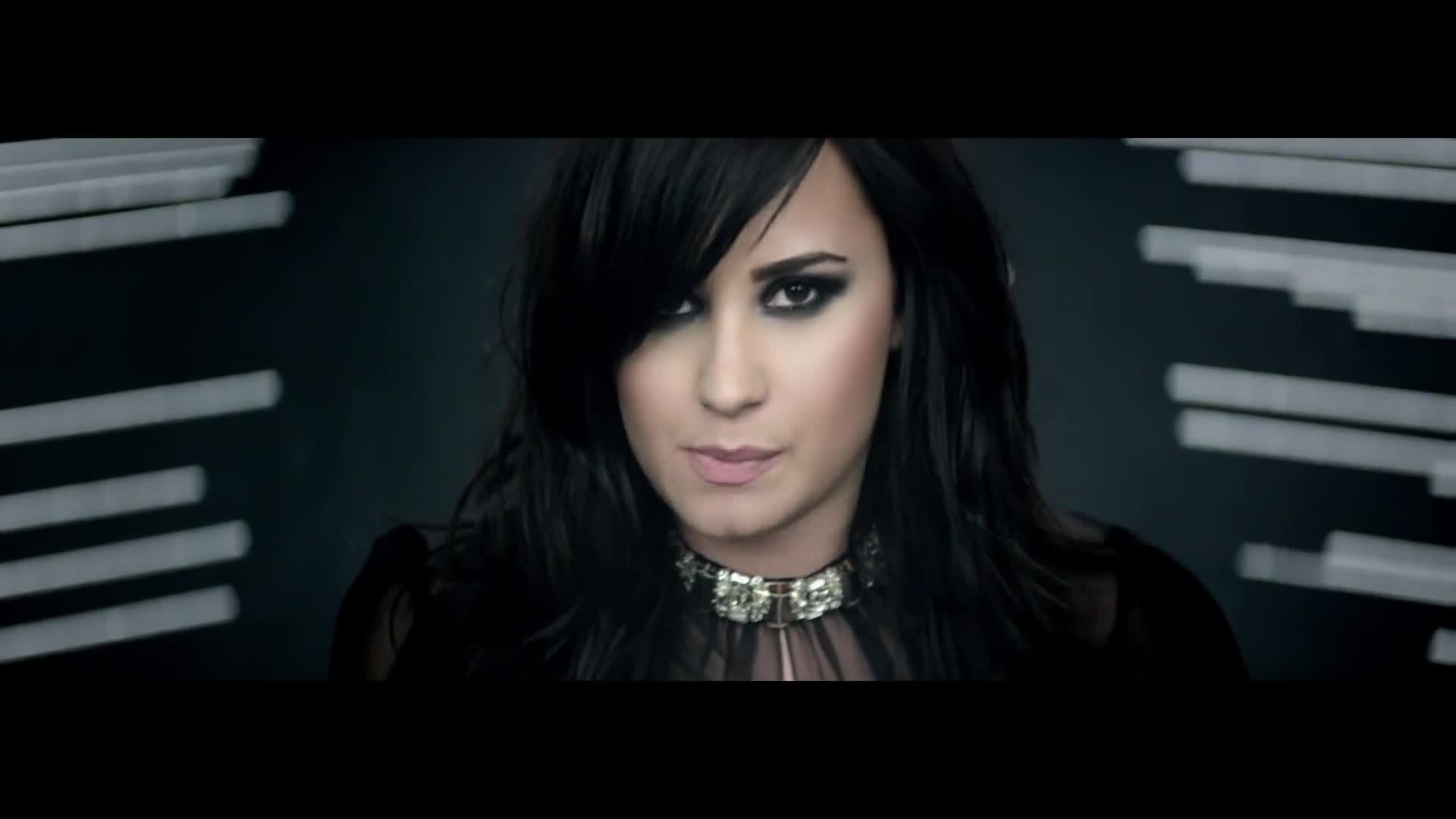 Demi Lovato - Heart Attack {Music Video} - Demi Lovato Photo (35687943