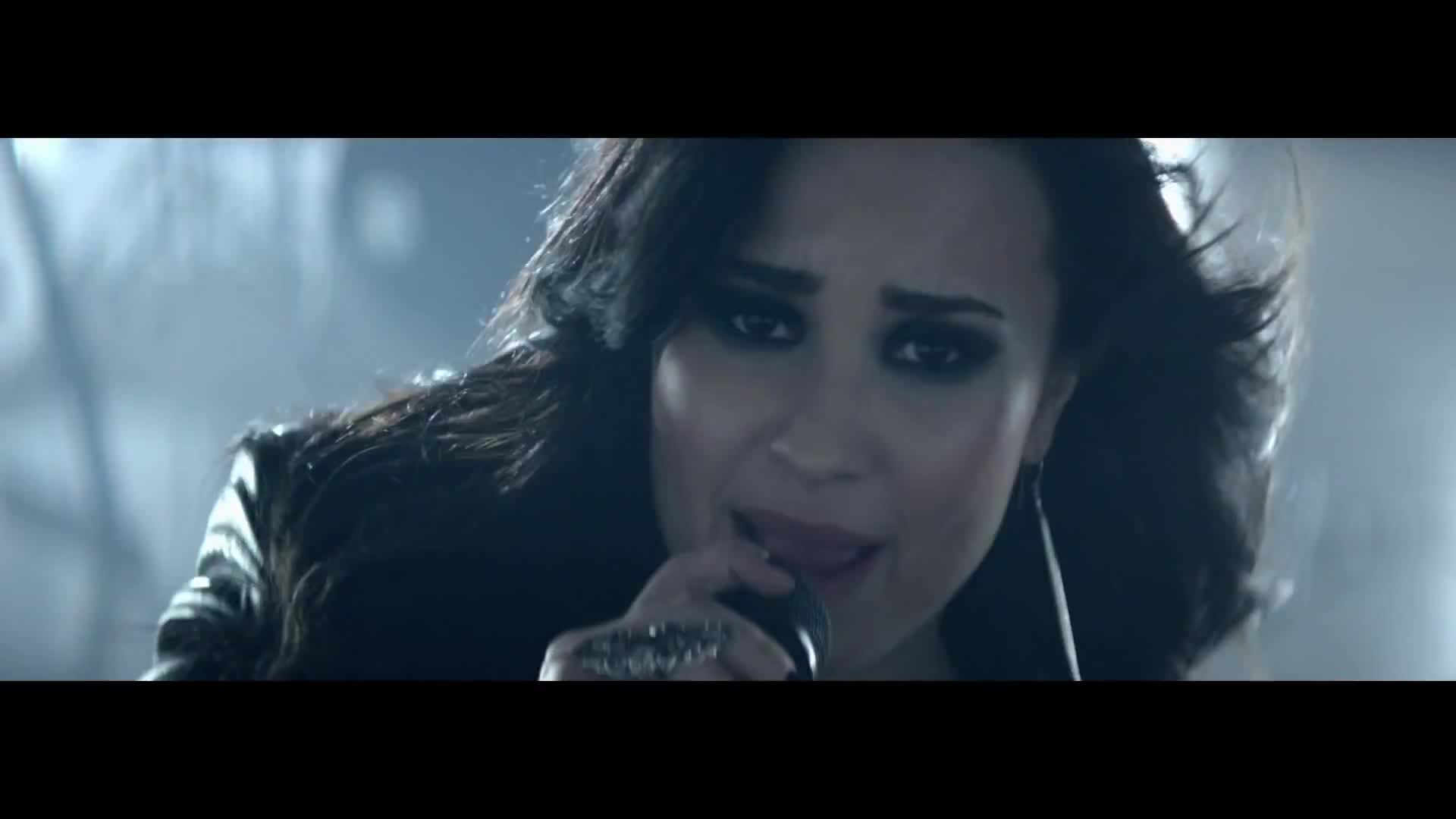 Demi Lovato - Heart Attack {Music Video} - Demi Lovato Photo (35688243) - Fanpop