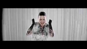  Demi Lovato - coração Attack {Music Video}