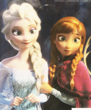  Elsa and Anna close up