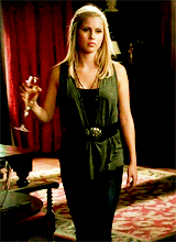  inayopendelewa Outfits.↳ Rebekah Mikaelson (The Vampire Diaries)