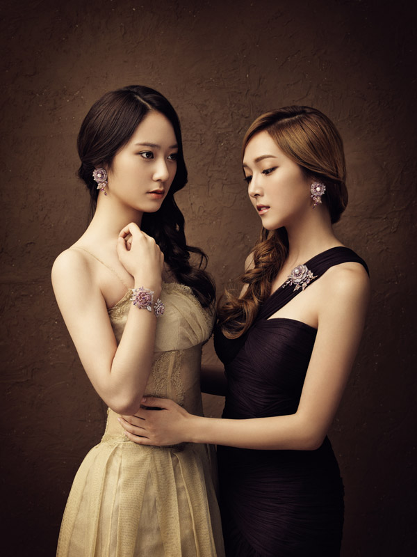More of SNSD Jessica and f(x) Krystals photos from 