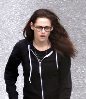 Kristen heading out to dinner with friends