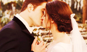  Mr&Mrs Edward Cullen