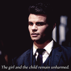  Elijah Mikaelson in 1.01 “Always And Forever”.