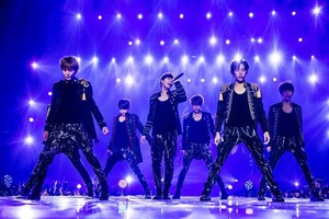 INFINITE – 1st World Tour ‘One Great Step’ in Singapore Official Photos