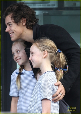  October 8th - Harry at Rushcutters खाड़ी, बे in Sydney, Australia