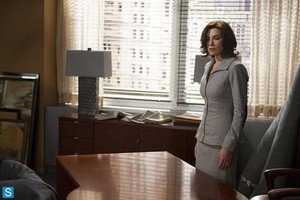  The Good Wife - Episode 5.05 - Hitting the پرستار - Promotional تصاویر