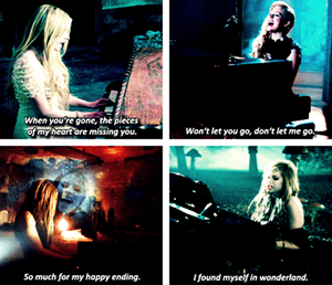  Avril Lavigne Collage - Piano