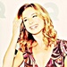 Emily Vancamp - fred-and-hermie icon