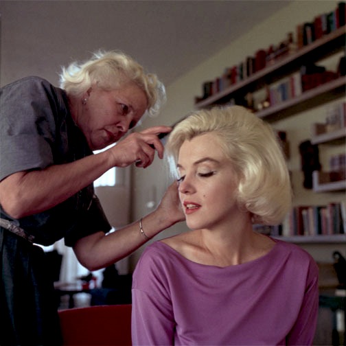 Marilyn Getting Her Hair Done - Marilyn Monroe Photo (35851753) - Fanpop