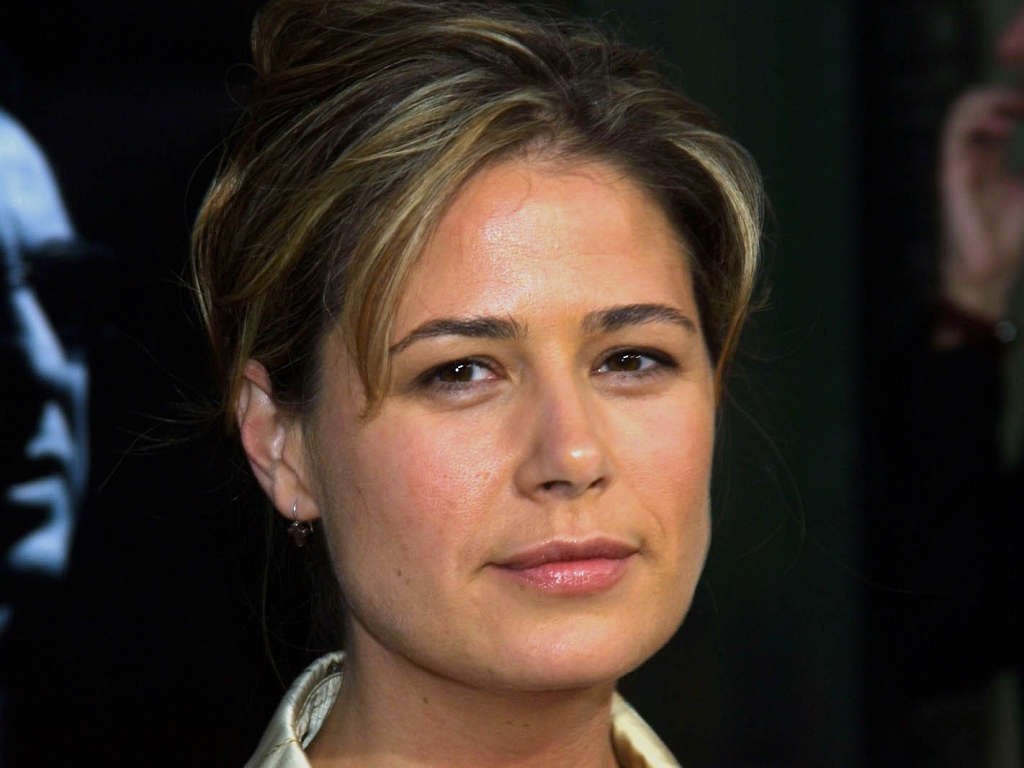 Maura Tierney Images on Fanpop.