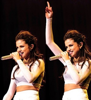 Selena performing on her Stars Dance Tour in Uncasville (October 19)