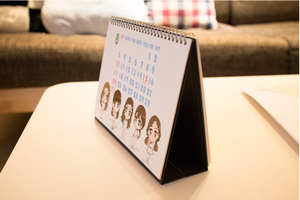  2014 Crayon Pop 책상, 데스크 Calendar!