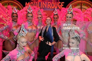 Hilarie au Moulin Rouge