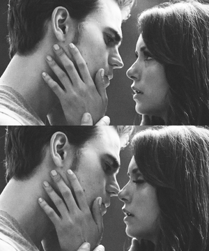  Stelena | "For Whom The 钟, 贝尔 Tolls"