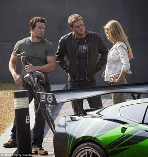  Transformers: Age of Extinction - Spy Shots