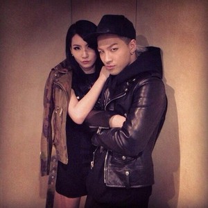  CL's Instagram фото with Taeyang