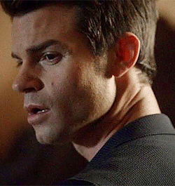  Elijah Mikaelson | The Originals 1x06: 水果 of the Poisoned Tree.
