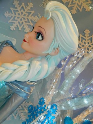  Frozen showcase at Disneyland Paris