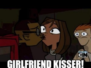 Girlfriend Kisser!