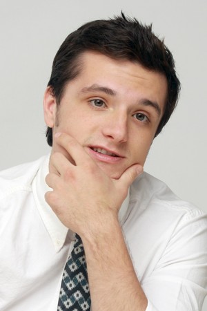  Josh Hutcherson at the Catching آگ کے, آگ press conference 11-8-13