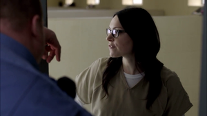  Laura Prepon in kahel is the new Black