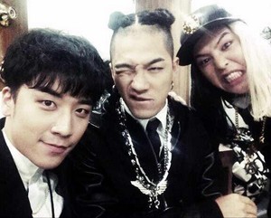Seung Ri, Tae Yang, and G-Dragon!