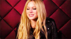  Avril Lavigne Gif