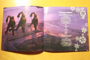Frozen Soundtrack Deluxe Edition booklet