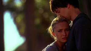  Claire Bennet huy hiệu