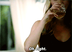 Hayley and Rebekah in 1x05