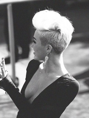  Miley Cyrus <3