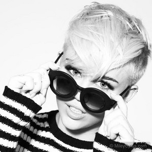  Miley Cyrus <3333333