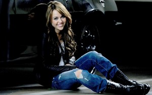  Miley Cyrus <33333333