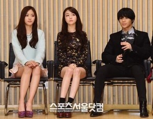  131218 Taemin - SBS Gayo Daejeon Press conference