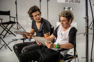  Harry And Niall<33