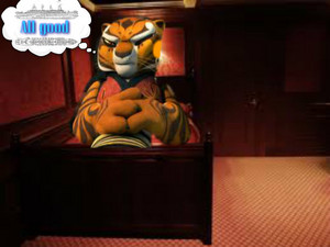  tigerin in Titanic kabine