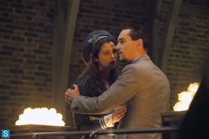  Dracula - Episode 1.10 - Let There Be Light - Promo Pics