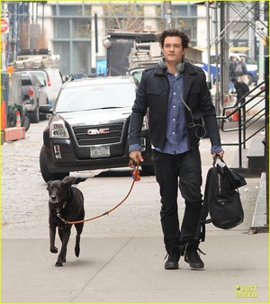  Orlando Bloom Back in NYC After 'Hobbit' Hollywood Promo